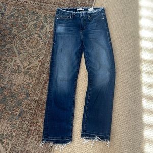 Good American fray waist straight jeans